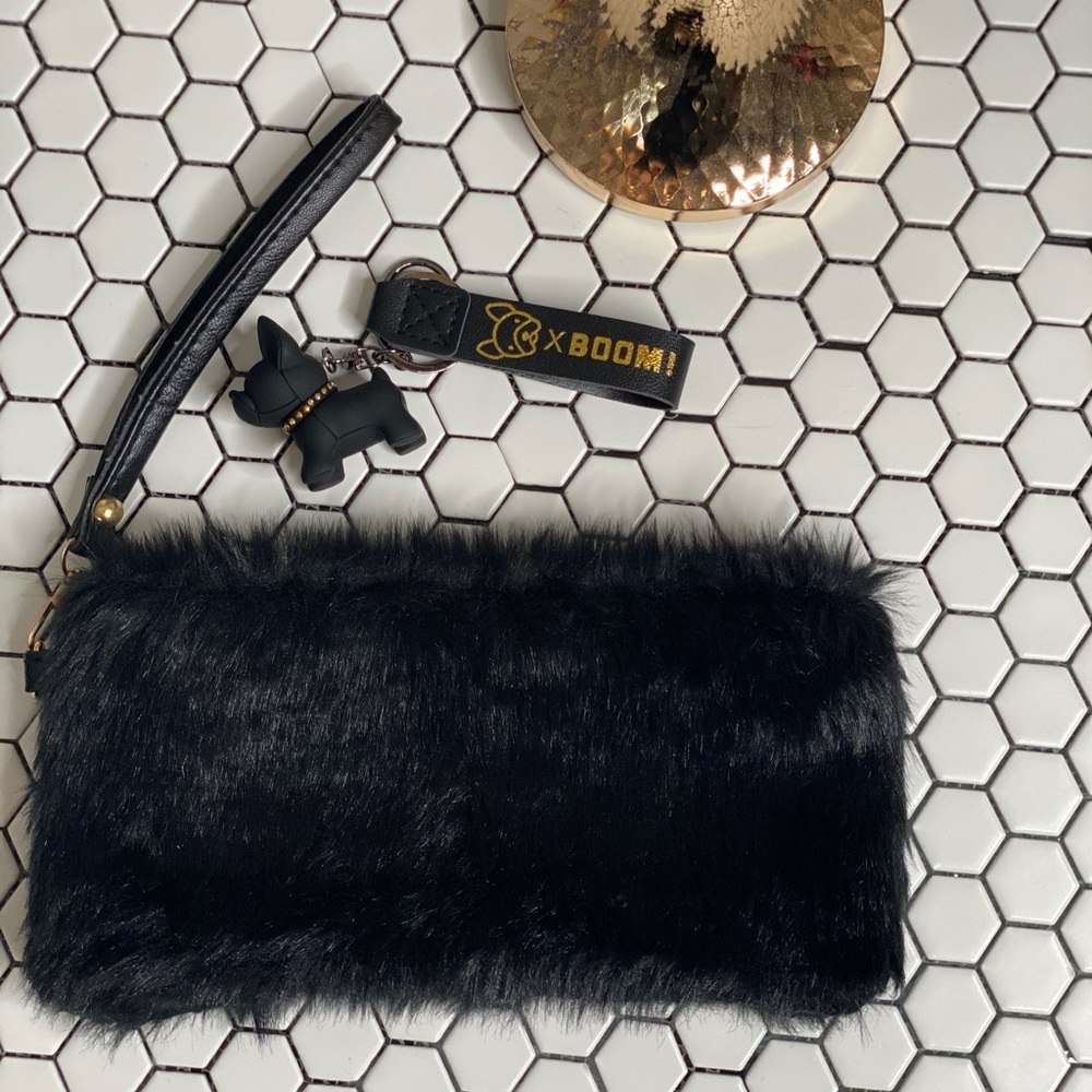 Black Fur Clutch